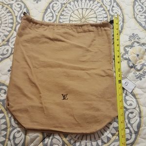Louis vuitton drawstring dustbag! Authentic