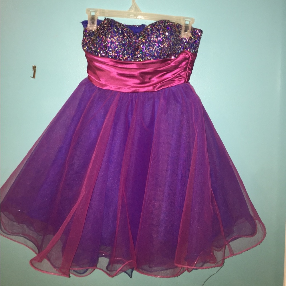 Kids/juniors formal dress.
