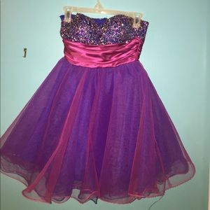 Kids/juniors formal dress.