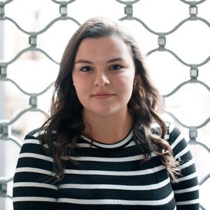 Meet your posher, Jenelle!