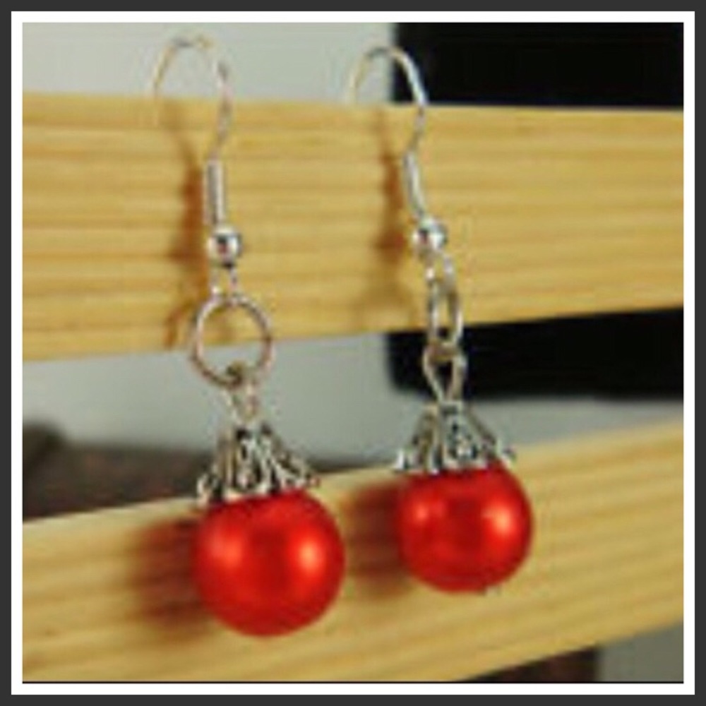 🆕 Red Pearl Drop Earrings