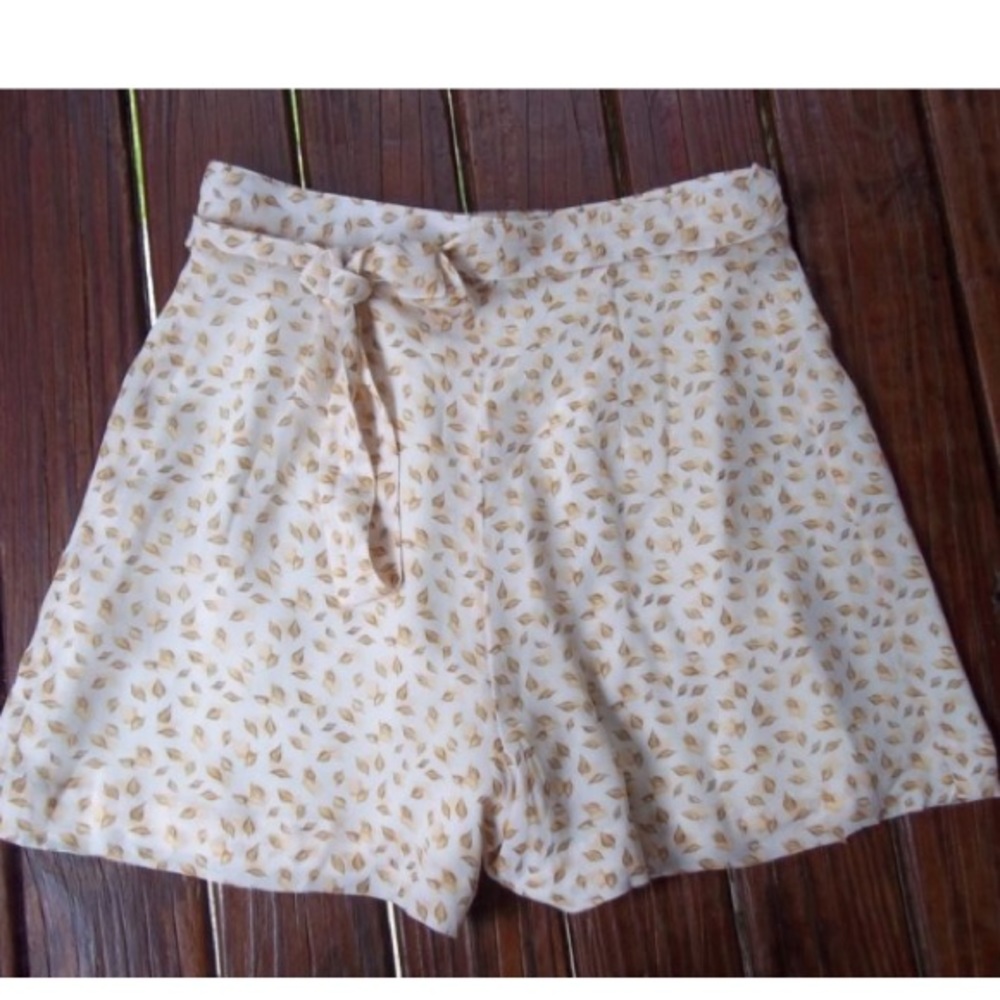 ISO Vintage Banana Republic Skort Sz 12 or 14. - Picture 3 of 4