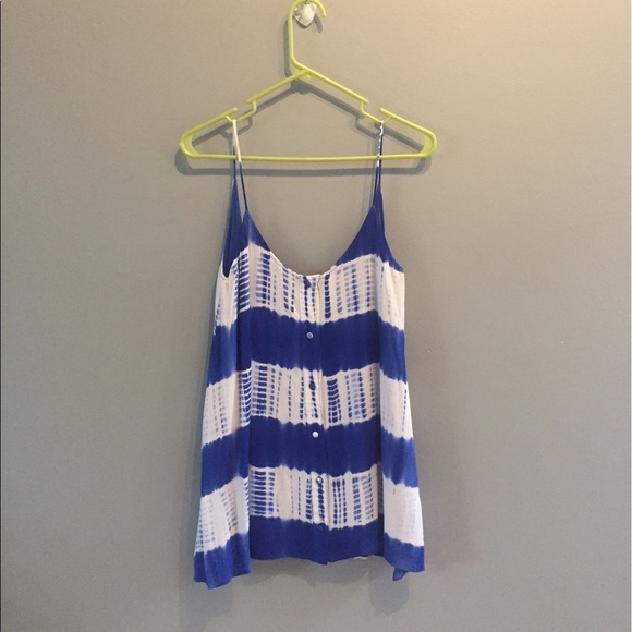 Jarlo Cover-up - Picture 2 of 3