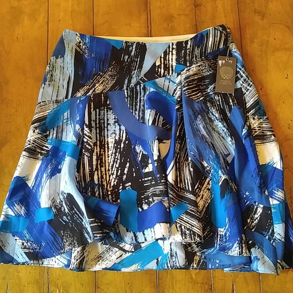 Vince Camuto Dresses & Skirts - Vince camuto skirt flowy midi skirt GR661236