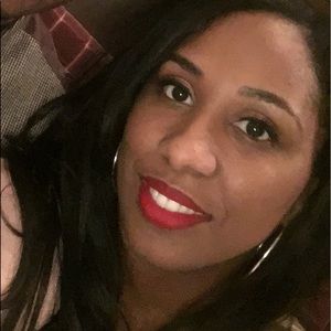 Meet your Posher, Kelli