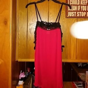 Red chemise NWOT