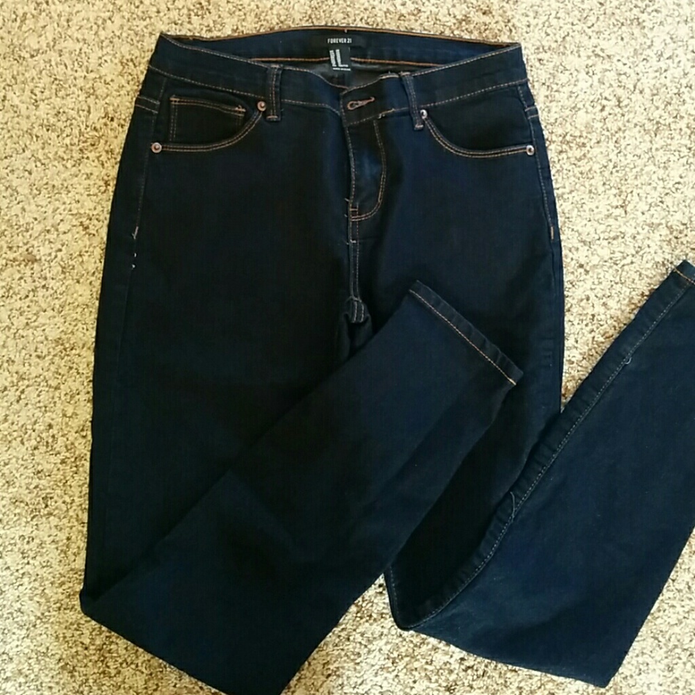 Forever 21 dark wash skinny jeans