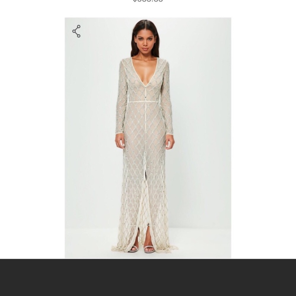 Pretty long dress with slit