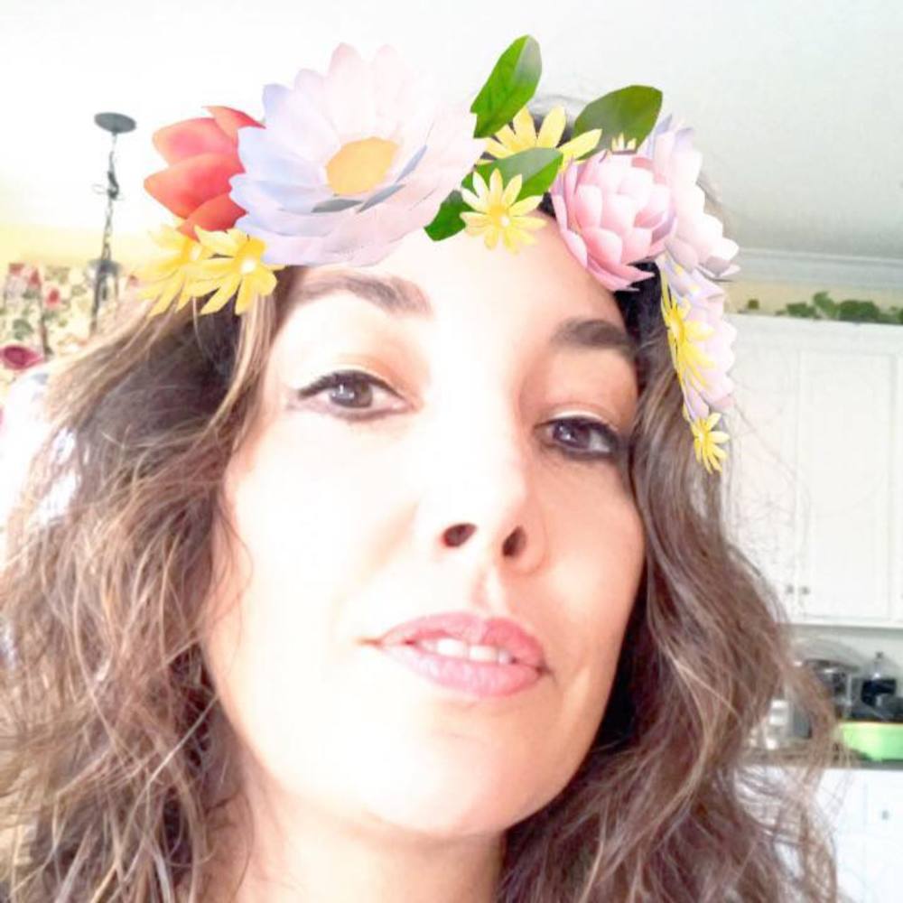 Meet your Posher, Yvette