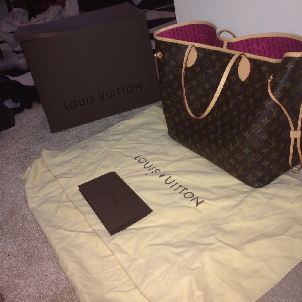 Trade for only kkat123 Authentic LV Neverfull GM