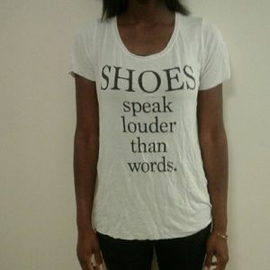 Social tee shoes speak