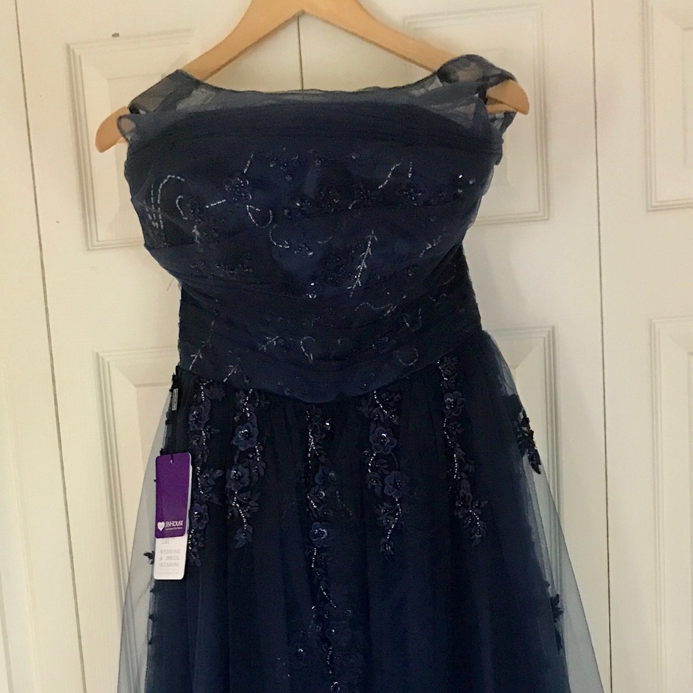 Gown perfect for Wedding!