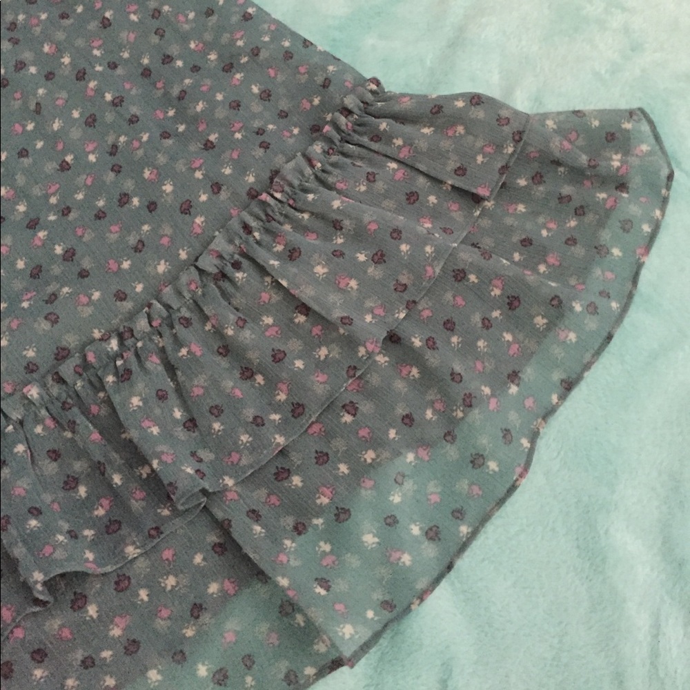 Dress - Picture 3 of 4