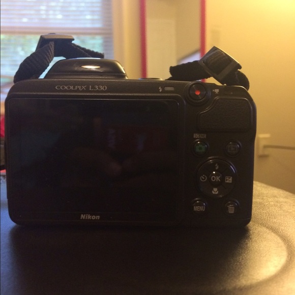 Nikon camera - Picture 2 of 4