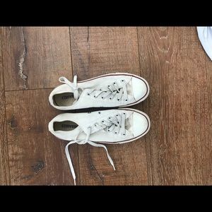 Converse All stars fits women size 8.5