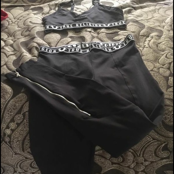 Women's Large True Religion Fit - Picture 4 of 4