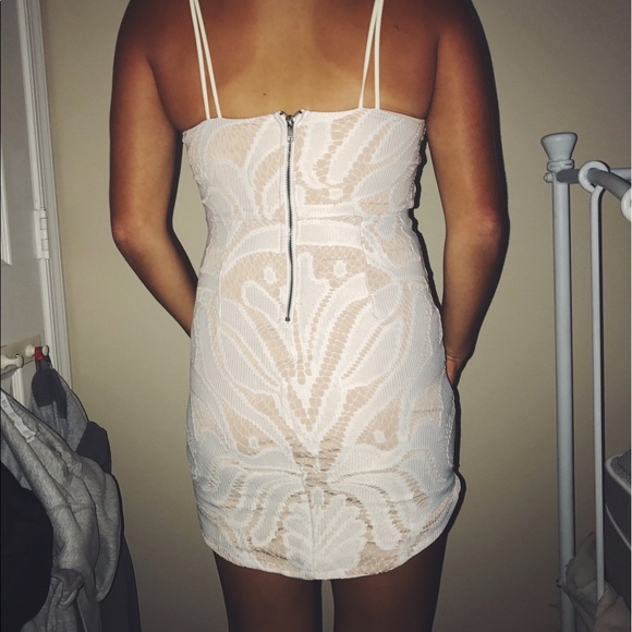 Hello Molly White Dress - Picture 6 of 6