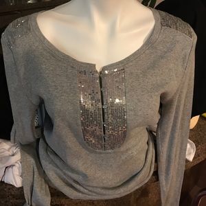 Charlott Tarintola grey lng slv sequin t-shirt