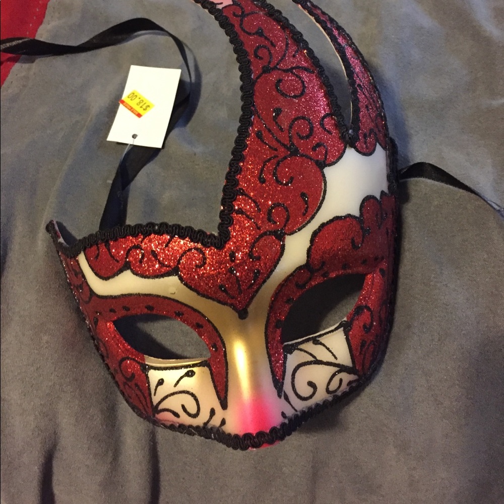 Mardi Gras Mask