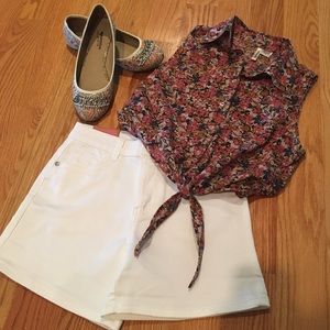 Vintage Style Floral Crop Top