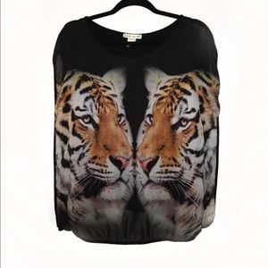 Black tiger shirt/tank