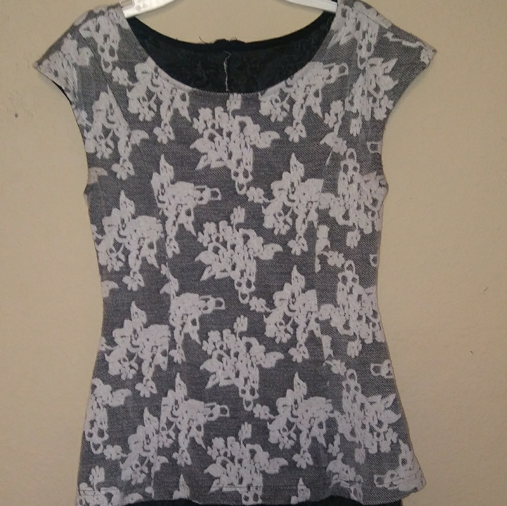 Iris Top