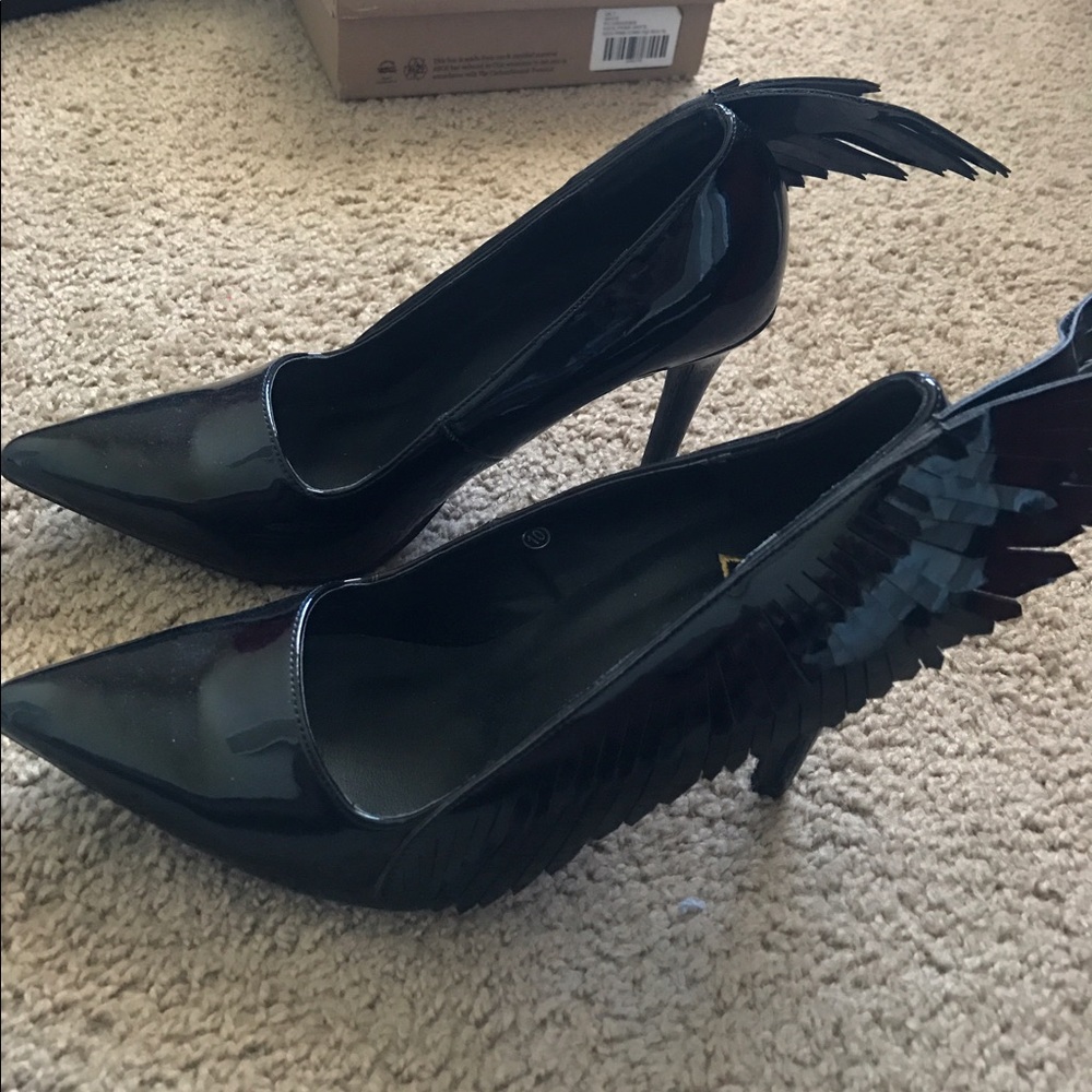 Winged heels