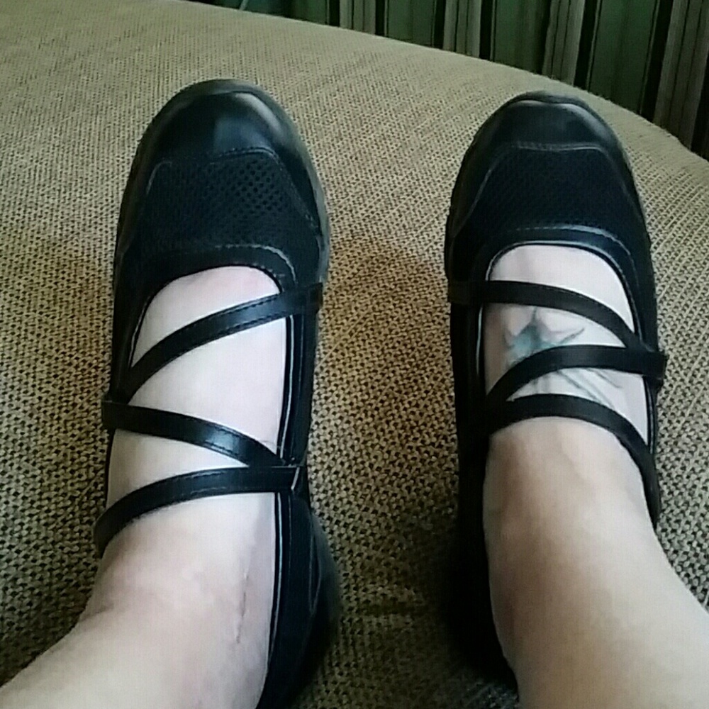 Women's Essence Mary Jane sport 7.5