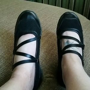 Women's Essence Mary Jane sport 7.5