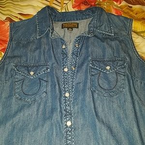 Sleeveless thin denim top