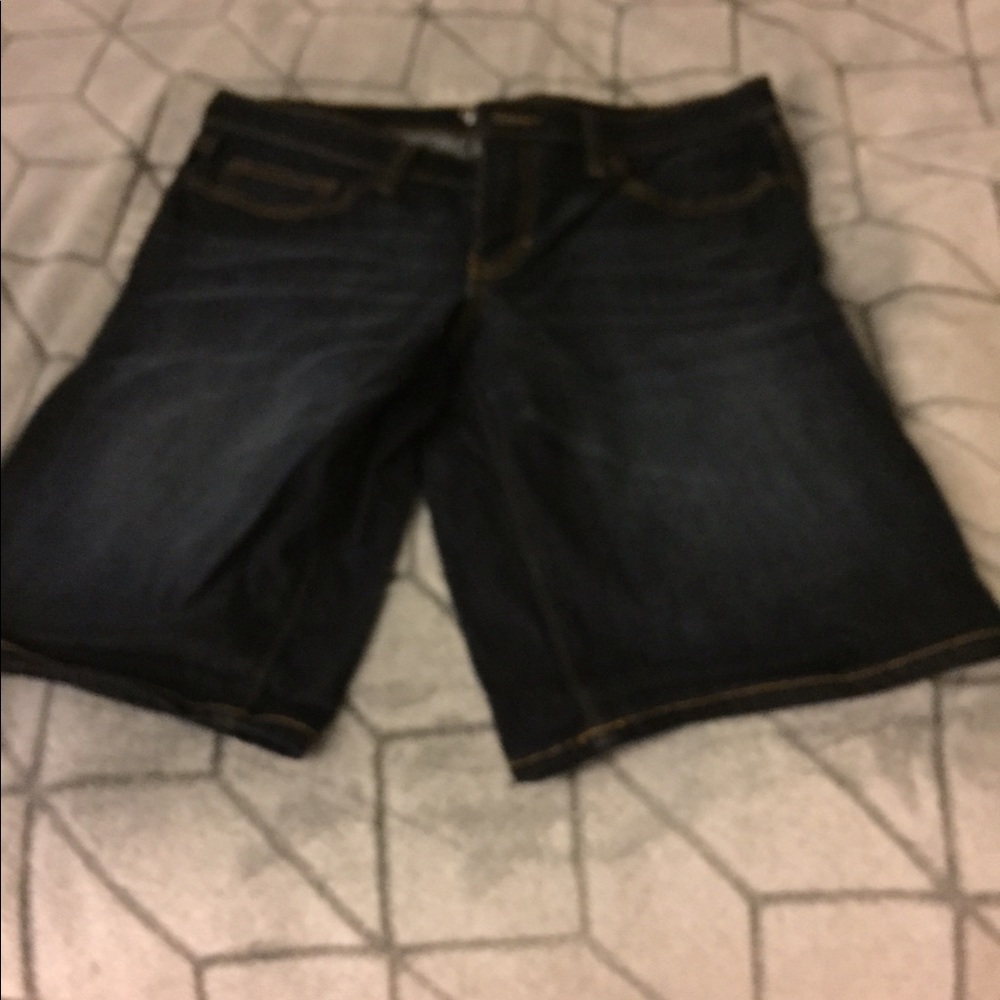 Gap brand new pants never worn size 6