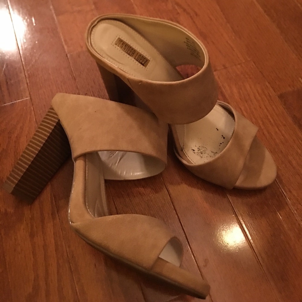 NEW Jennifer Lopez Heels