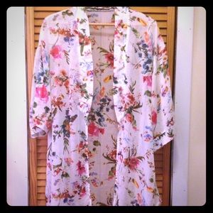 Boho chic floral kimono