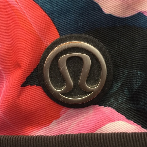 SOLD Lululemon On the Fly Duffel Secret Garden - Picture 7 of 8