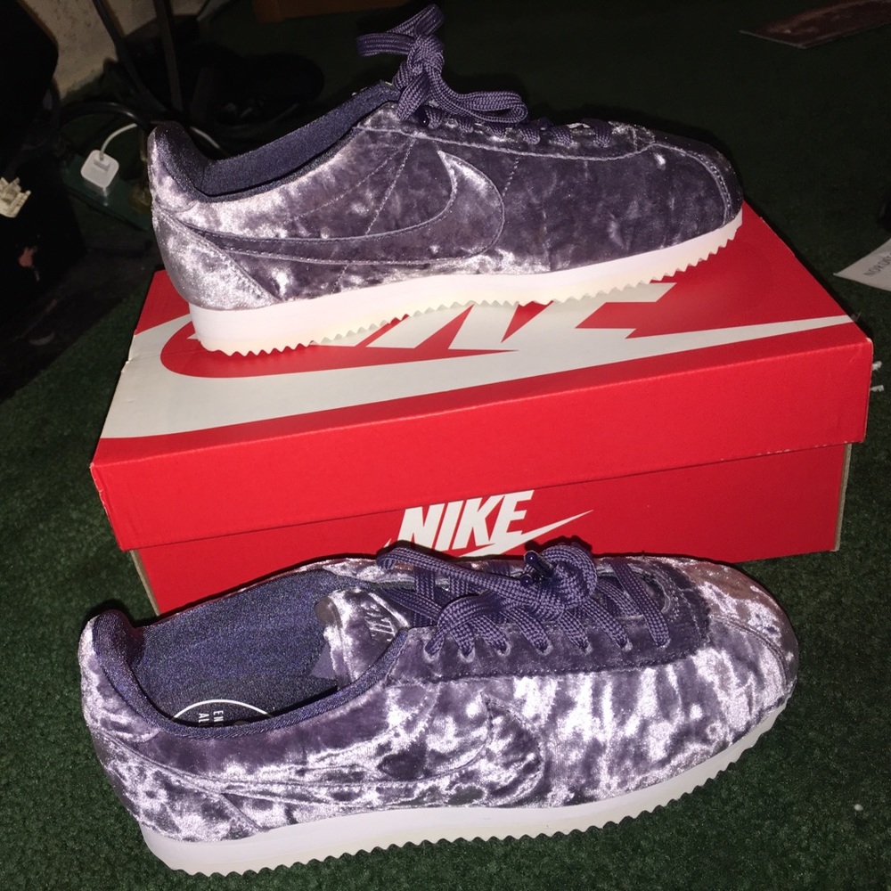Nike Velvet Cortez