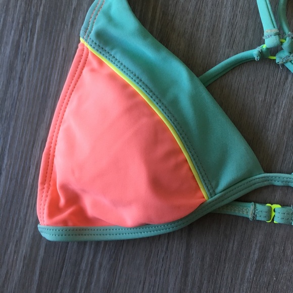 Multi Color Razer back Swim Top - Picture 2 of 3