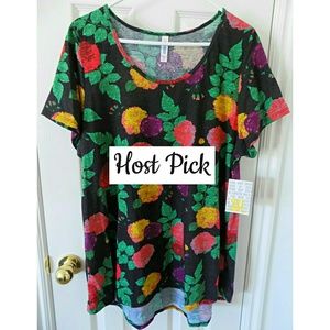 HP! NWT LuLaRoe Black Floral Classic T