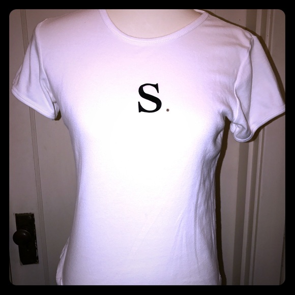 "S" Monogrammed T-Shirt with Cute, Tiny Crystal!⭐️ - Picture 1 of 4