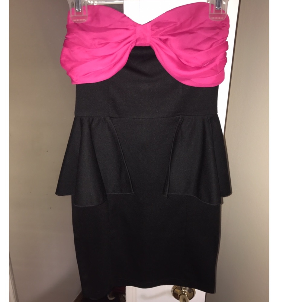 Short Black Pink Peplum Strapless Evening Dress