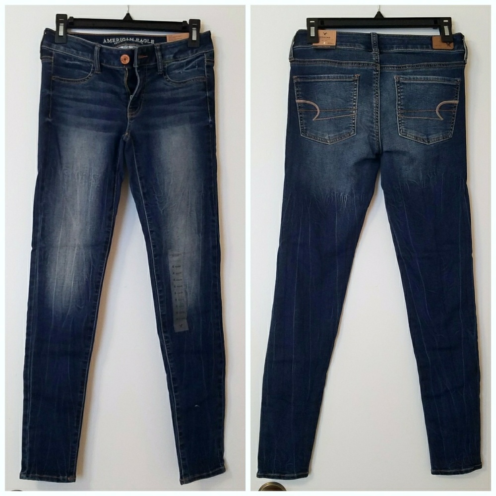 Sale! NWT AEO skinny jeans!