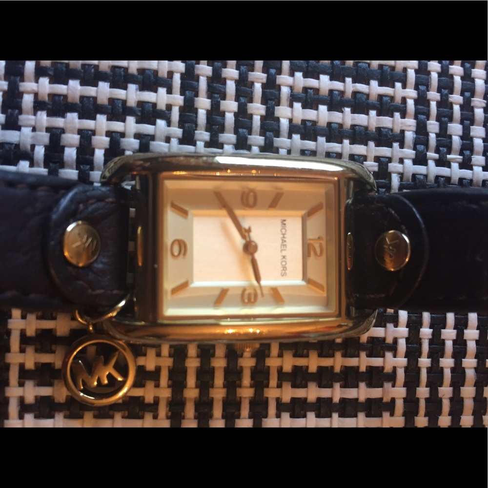 MK watch - Picture 2 of 7