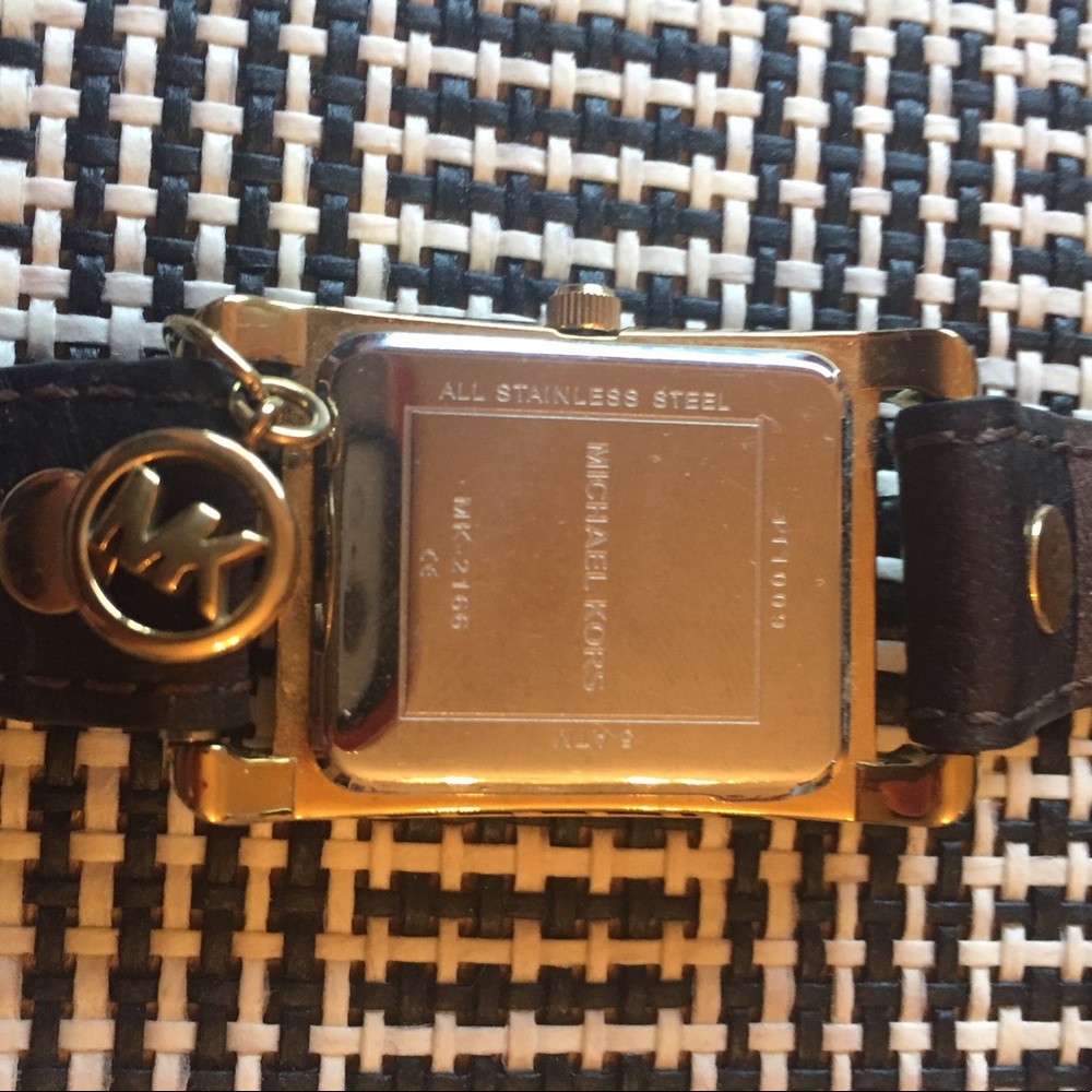 MK watch - Picture 4 of 7