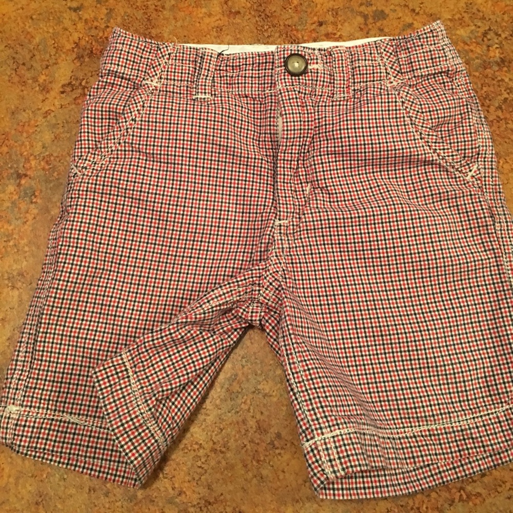 Gap shorts