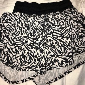 Lu Lu Lemon shorts (Tracker style)