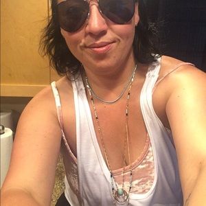 Meet your Posher, Cynthia