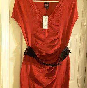 New 2b Bebe short sleeve tunic