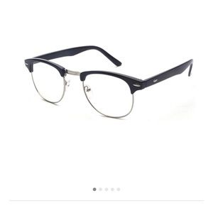 Meet your Posher, Gregoru