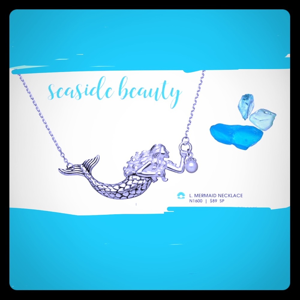 Pearl necklace mermaid