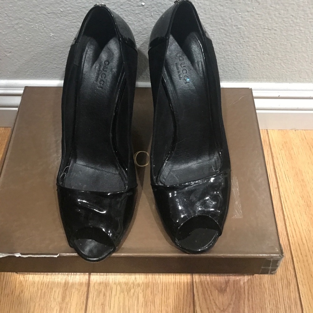 Gucci shoes