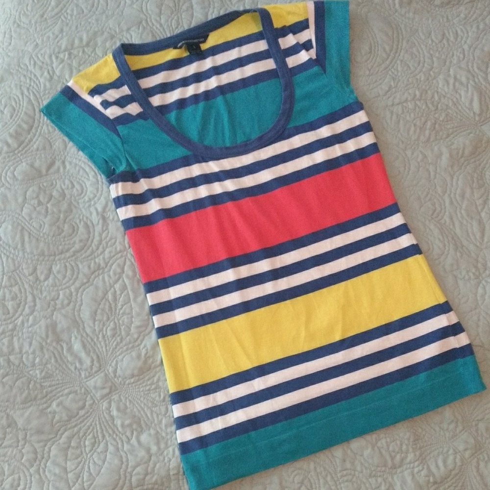 French Connection Scoop Neck Tee EUC